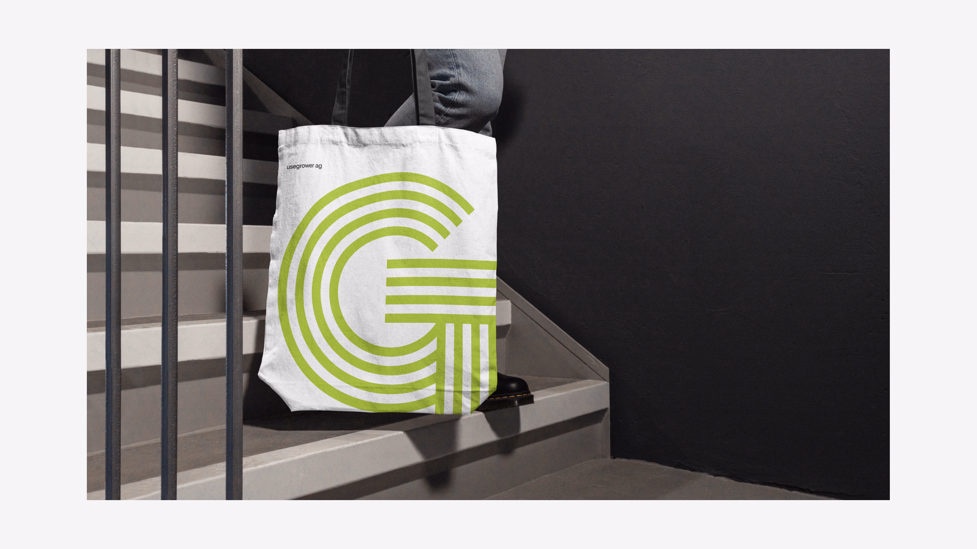 Grower — Brand presentation and pitch deck materials